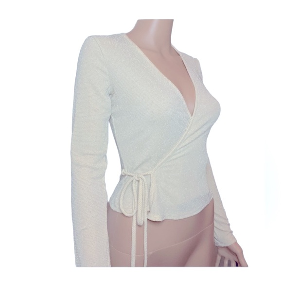 Urban Outfitters Sparkly Crème Wrap top, Size S-P - Picture 3 of 4